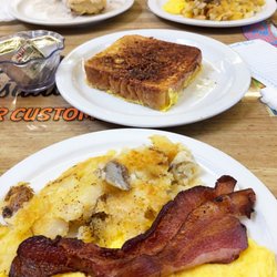 Bobo S Restaurant 393 Photos 601 Reviews Diners 2938 E Grant Photo Of Bobo S Restaurant Tucson Az United States