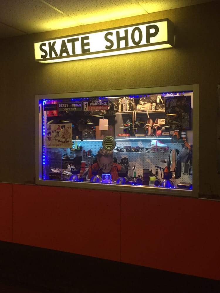 Neville Roller Drome 12 Photos & 19 Reviews Skating Rinks 5109 Neville Rd, Pittsburgh, PA