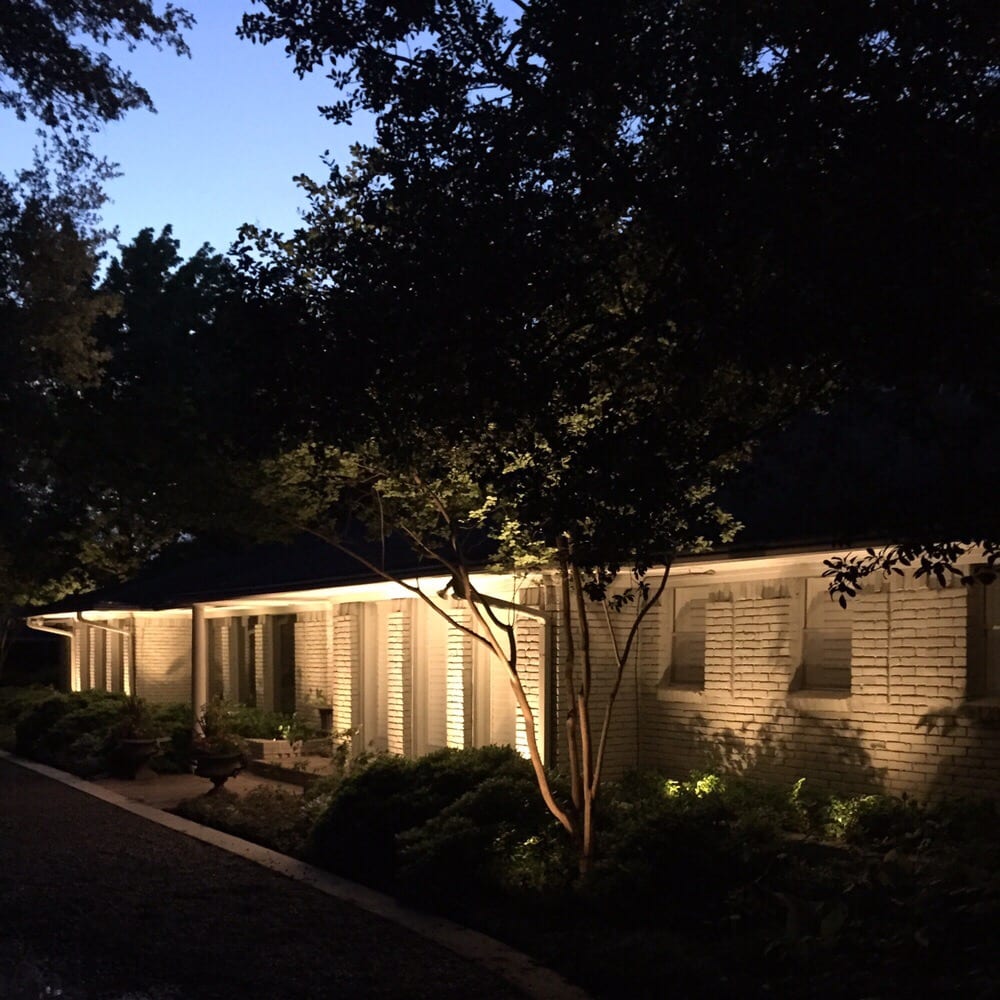 Up Lighting On A Ranch Style Home In Dallas Yelp Photo Of The Outdoor Lighting Guy Plano Tx United States Up