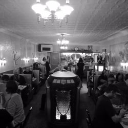 Bove S Closed 26 Photos 96 Reviews Italian 68 Pearl St Photo Of Bove S Burlington Vt United States