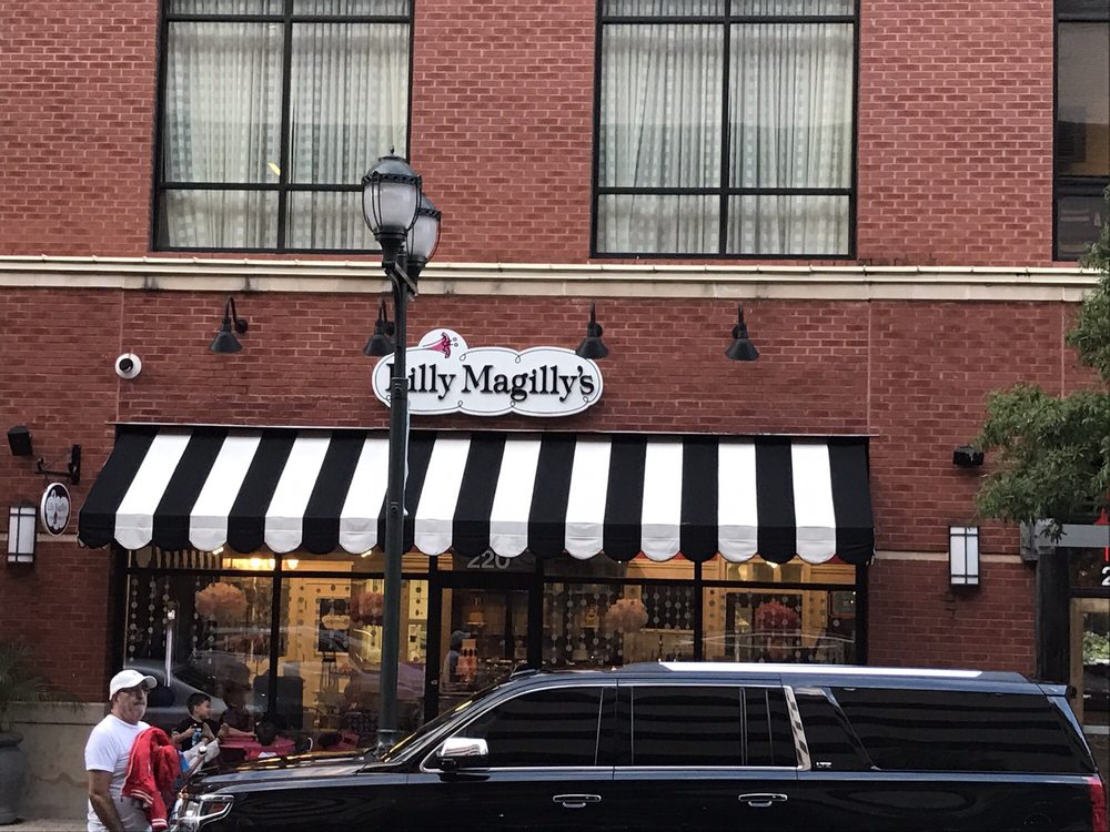 Lilly Magilly's Cupcakery