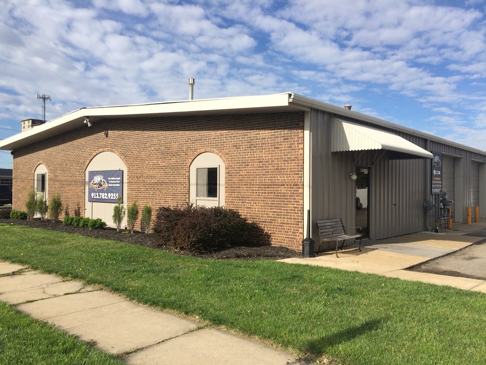 Don’s Body Shop Body Shops 207 W Cedar St, Olathe, KS Phone