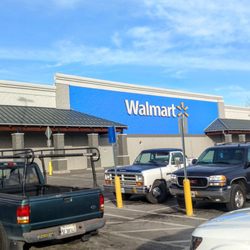 Walmart Supercenter 15 Photos 28 Reviews Department Stores