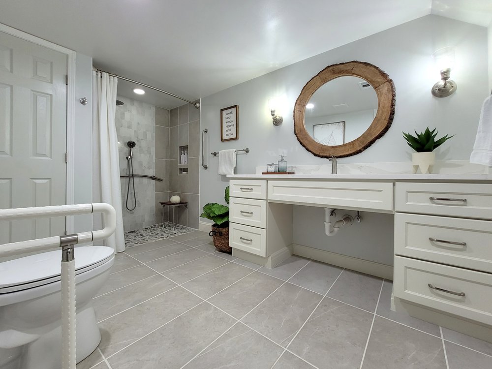 image of business Hyelee Design & Staging Ave