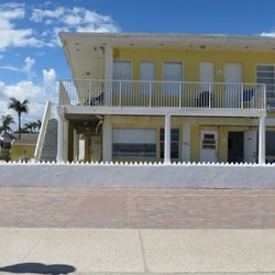 Paradise Oceanfront Hotel 21 Photos 12 Reviews Hotels 1907 N Photo Of Paradise Oceanfront Hotel Hollywood Fl United States This Far From