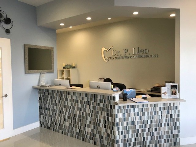 image of business Pedro Lleo, DDS