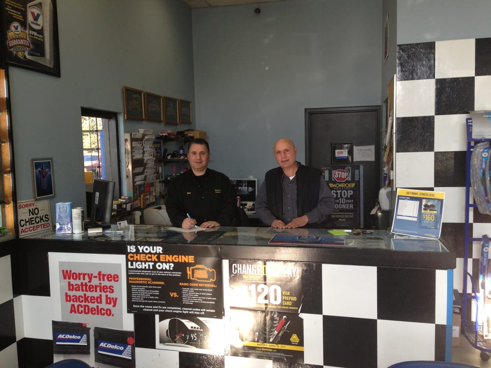 Darien Tire & Auto 19 Reviews Auto Repair 6710 S Rt 83, Darien