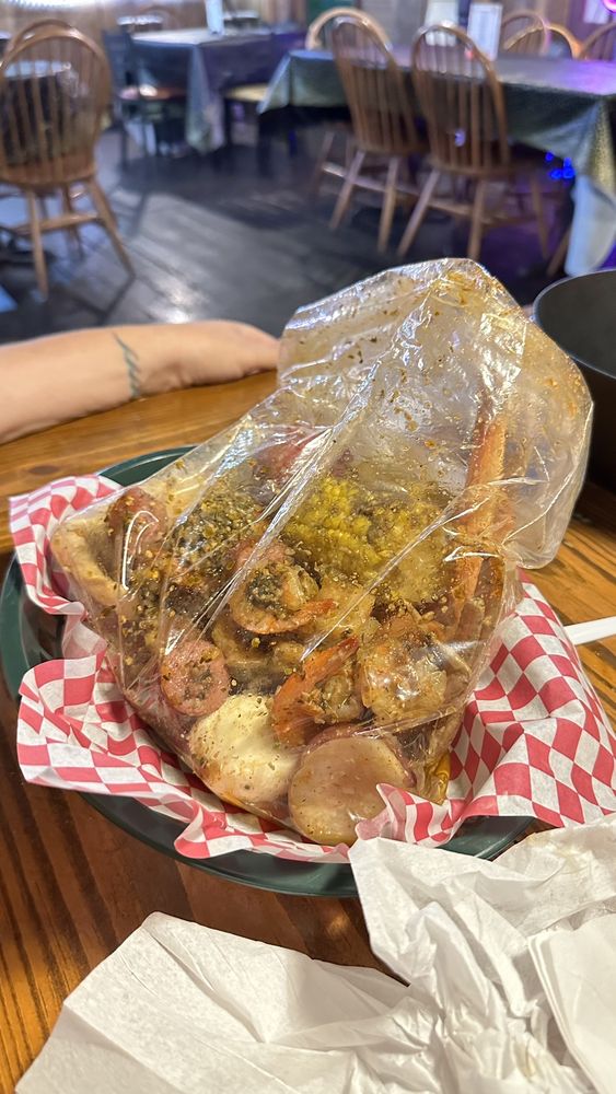 Pier 34 Seafood and Pub