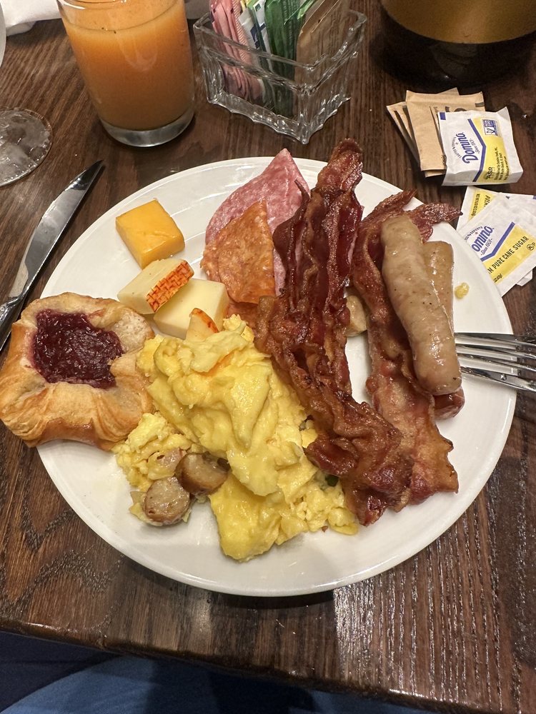 Cheer's American Bistro