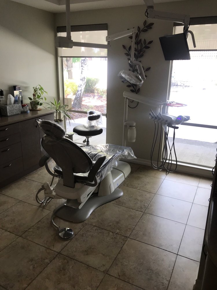 image of business iConic Dental Care