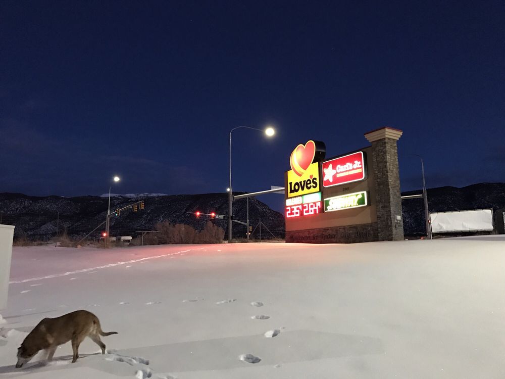 Love’s Travel Stop 20 Photos Convenience Stores 2645 N Canyon