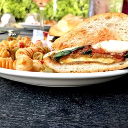 Farm Country Kitchen 701 Photos 636 Reviews American Farm Country Kitchen 701 Photos 636 Reviews American Traditional 513 W Main St Riverhead Ny Restaurant Phone Number Last Updated