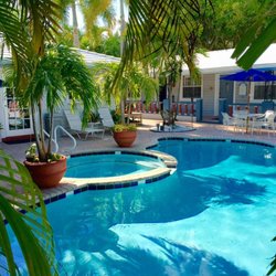 Coral Reef Guesthouse Guest Houses 2609 NE 13th Ct, Fort Lauderdale