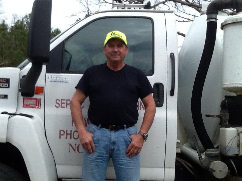 R & D Septic Tank Pumping