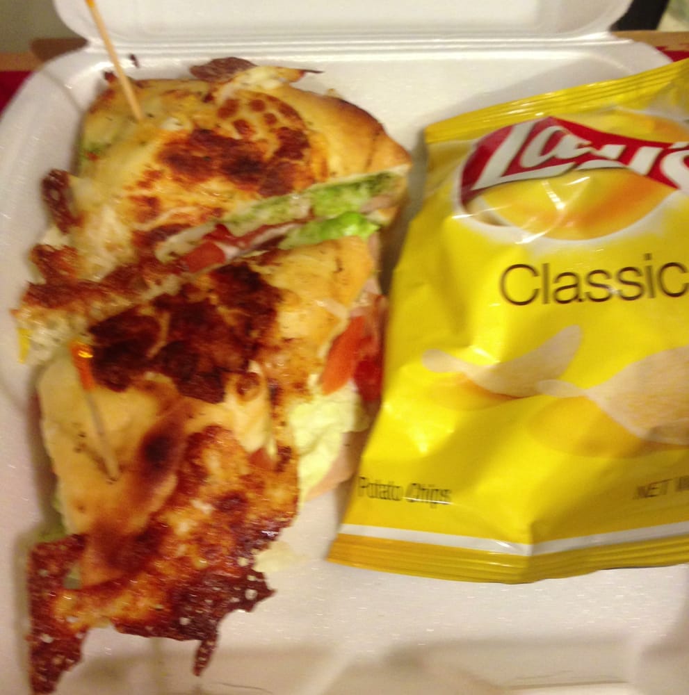 Turkey Pesto Sandwich Yelp Photo Of Round Table Kailua Hi United States Turkey Pesto Sandwich