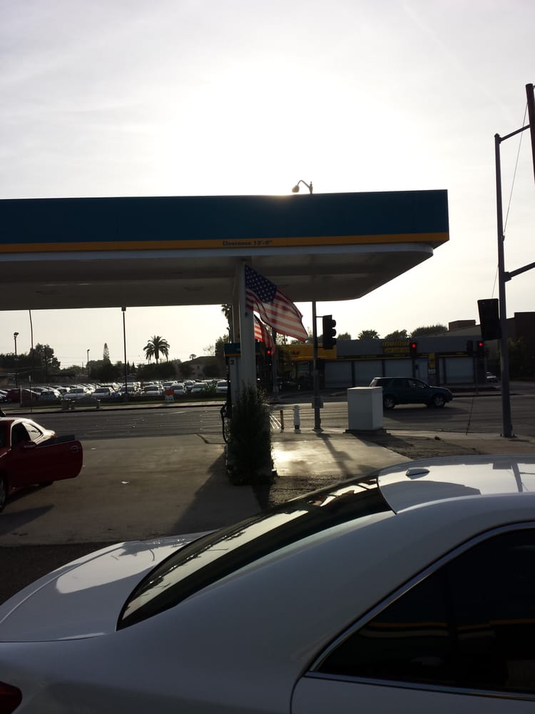 Valero Smog Test Only CLOSED Gas Stations 2050 Harbor