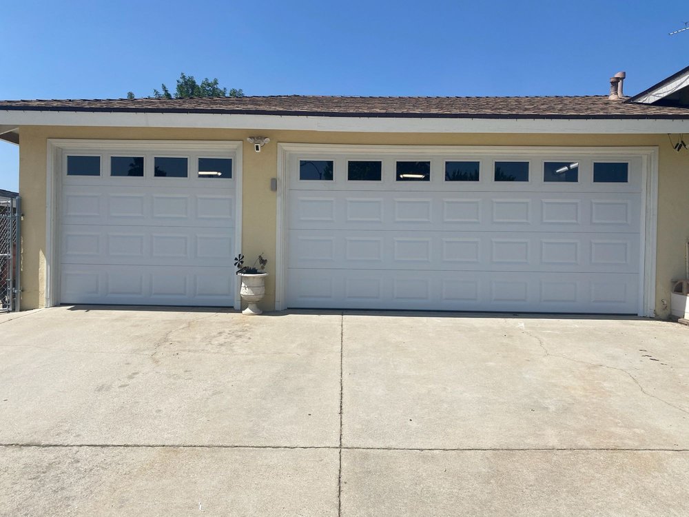 Lloyd Copelan Garage Doors