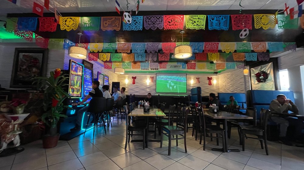 Mi Tierra Mayas Mexican Grill