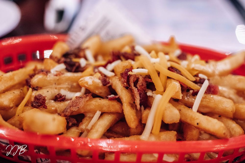 B-52’s American Bar & Grill