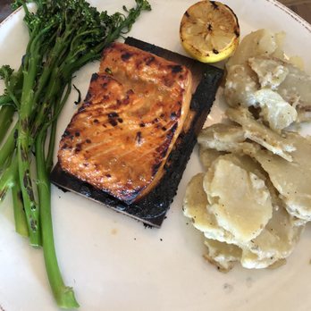 Bluewater Grill 1171 Photos 1114 Reviews Seafood 26700 Ynez Photo Of Bluewater Grill Temecula Ca United States Cedar Plank Salmon