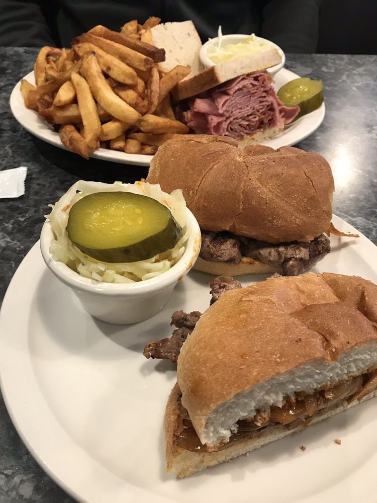 Dines Family Restaurant