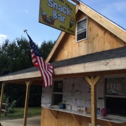 Download Mountain View Snack Bar - Temp. CLOSED - Burgers - 1801 ... Yellowimages Mockups