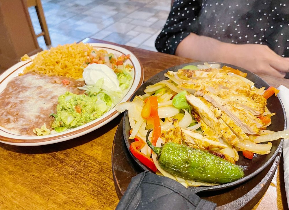 Xavi's Cantina & Grill