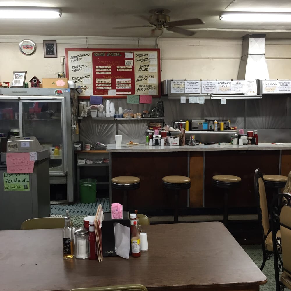 Railroad Cafe 20 Photos & 10 Reviews Restaurants 239 Main St