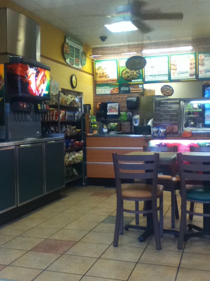 Subway Sandwiches 13425 W Andrew Johnson Hwy, Bulls Gap, TN