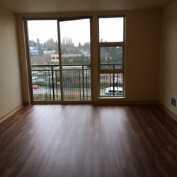 Thornton Place Apartments 28 Photos 36 Reviews Photo Of Thornton Place Apartments Seattle Wa United States Living Room Is