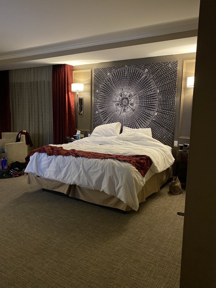 The Delavan Hotel