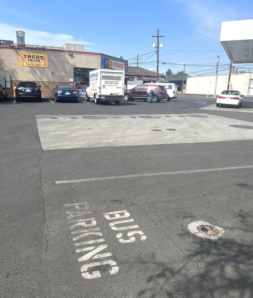 Tall Mens Supermarket