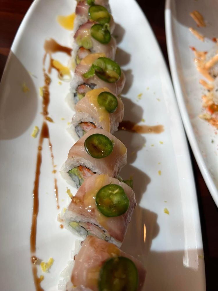 Bikkuri Sushi Noodle & Grill