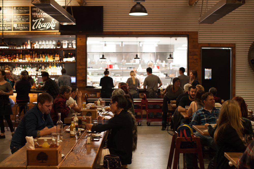 Brewsters Beer Garden 139 Photos & 200 Reviews Barbeque 229 Water