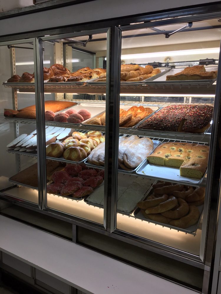 Panaderia Y Pasteleria Mi Pueblo
