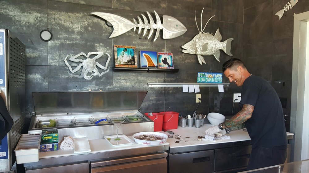 The Fish Depot Bar & Grille 46 Photos & 58 Reviews Seafood 511 NE