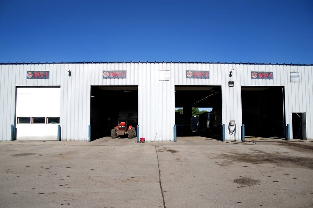 Lakeshore RV Center - 14 Photos - RV Dealers - 4500 E Apple Ave