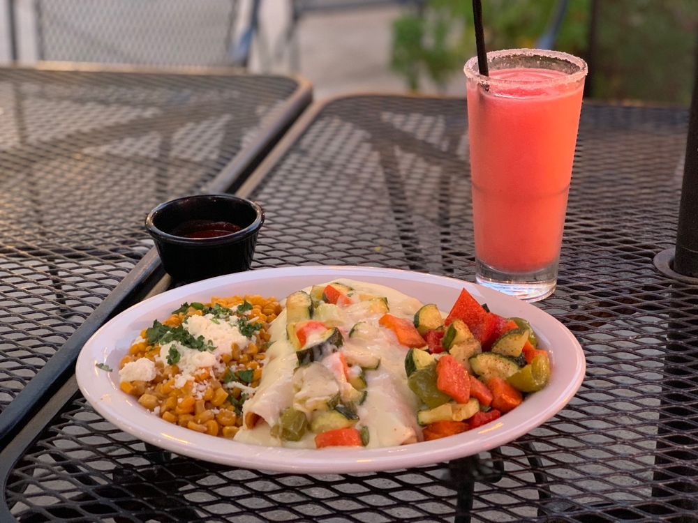 Urbano Enchilada Taco Bar