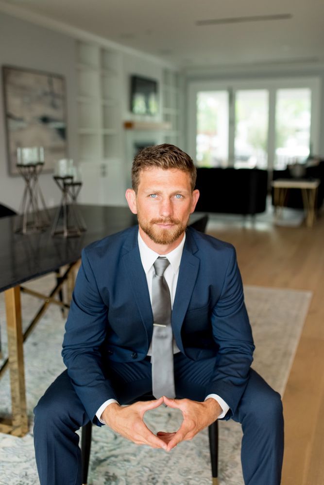 Greg Kuchan - Douglas Elliman of California