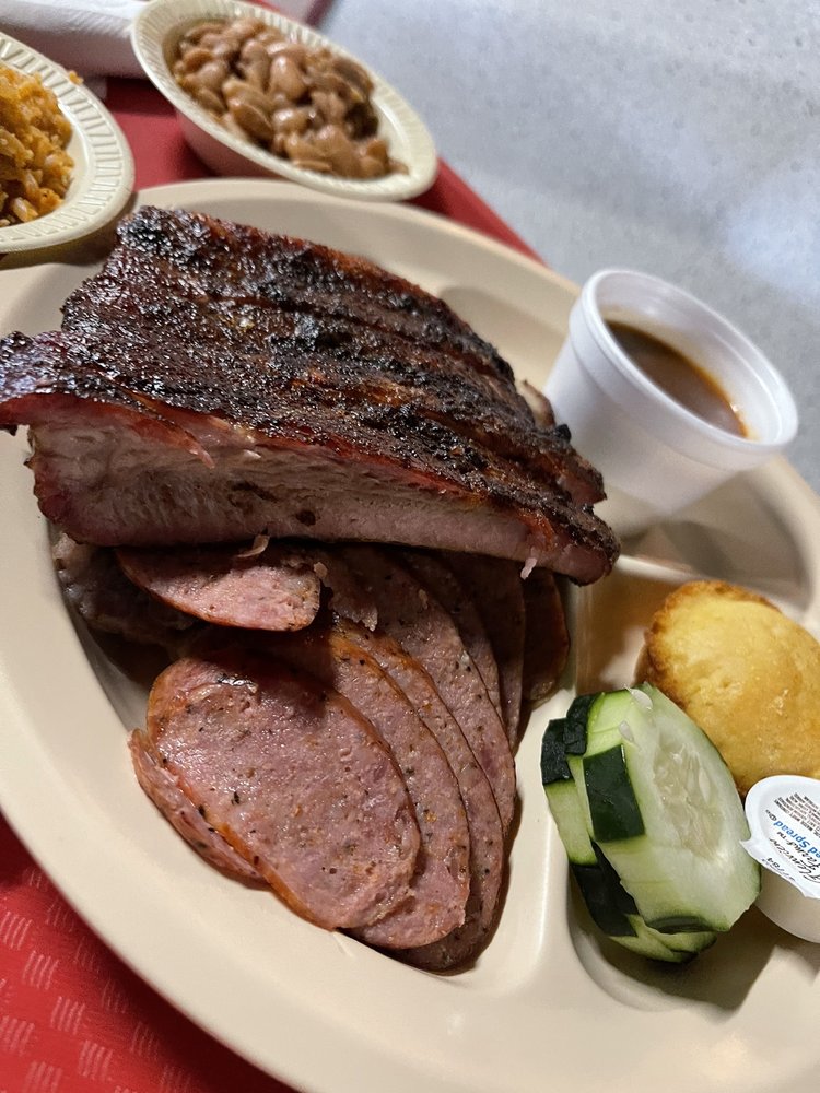 Howard's BBQ & Catering