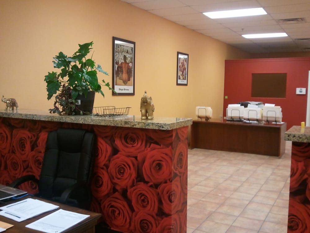 Rosas Realty