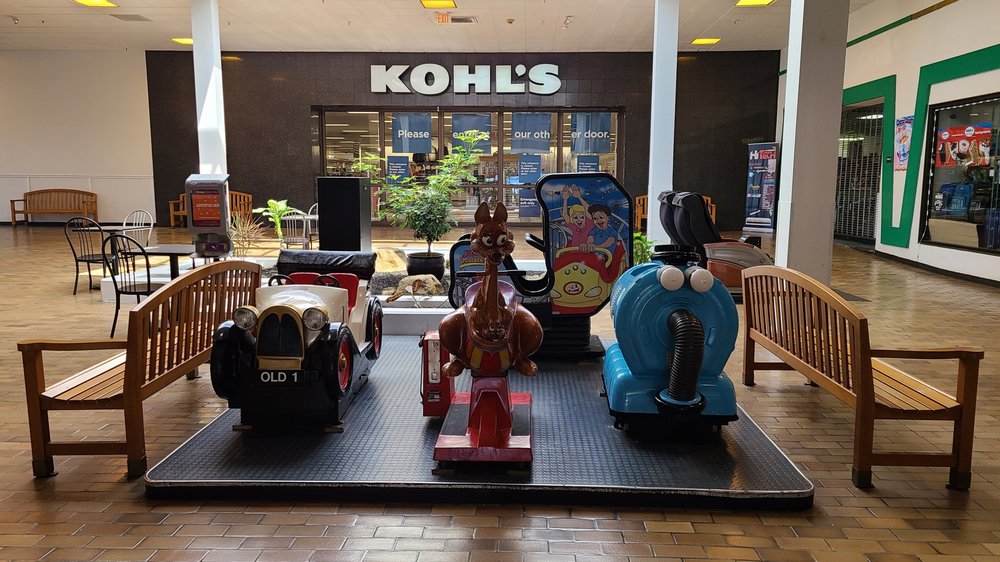 Whitehall Mall