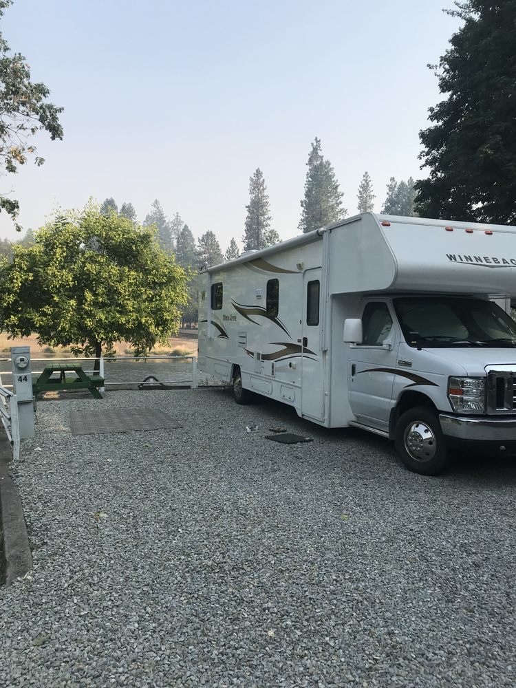 Fly Casters RV Park And Resort RV Parks 21655 Highway 62, Shady