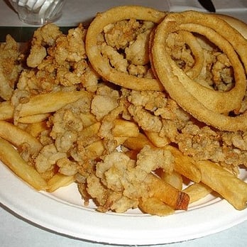 Richard S Seafood Restaurant 12 Photos 15 Reviews Photo Of Richard S Seafood Restaurant Wells Me United States Whole Clams Dinner