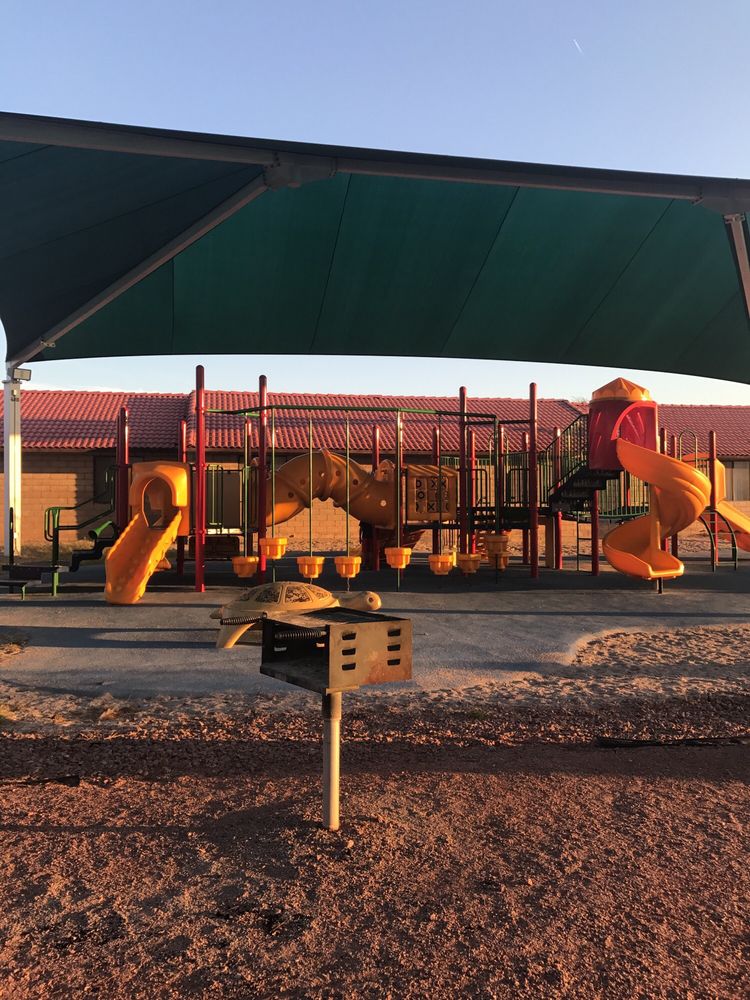 Nellis Inn 31 Photos & 32 Reviews Hotels 5941 Fitzgerald Blvd