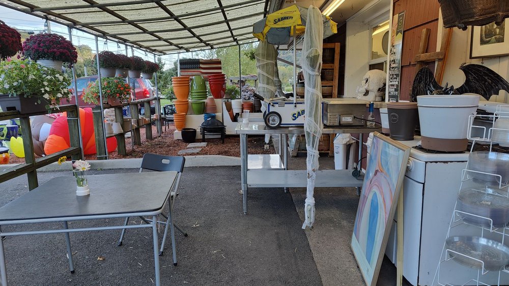Auntie El's Farm Market and Bakery