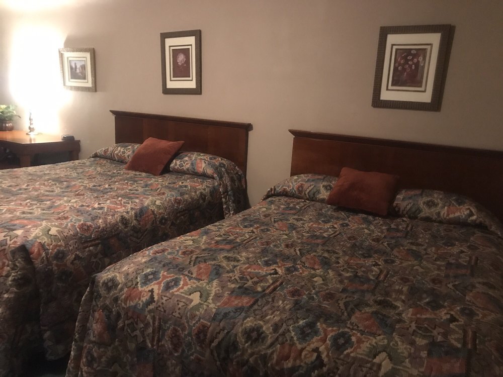 Sands Motel and Apartments Hotels 533 W 7th St, Walsenburg, CO