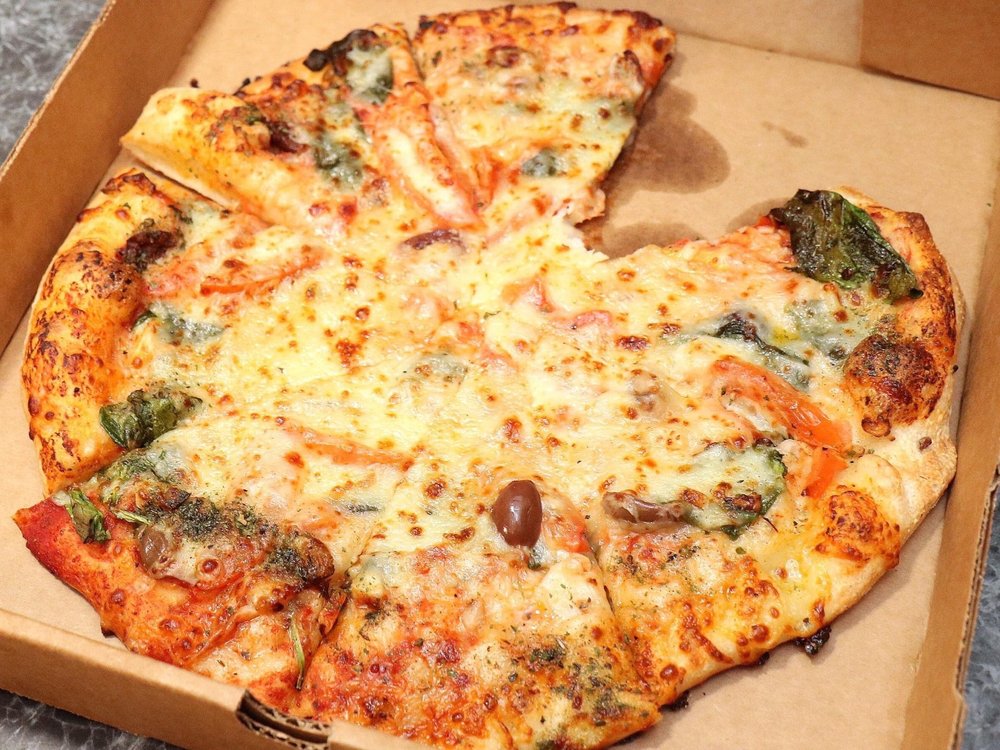 Center Court Pizza & Brew - Gosling Center Court Pizza & Brew - Gosling