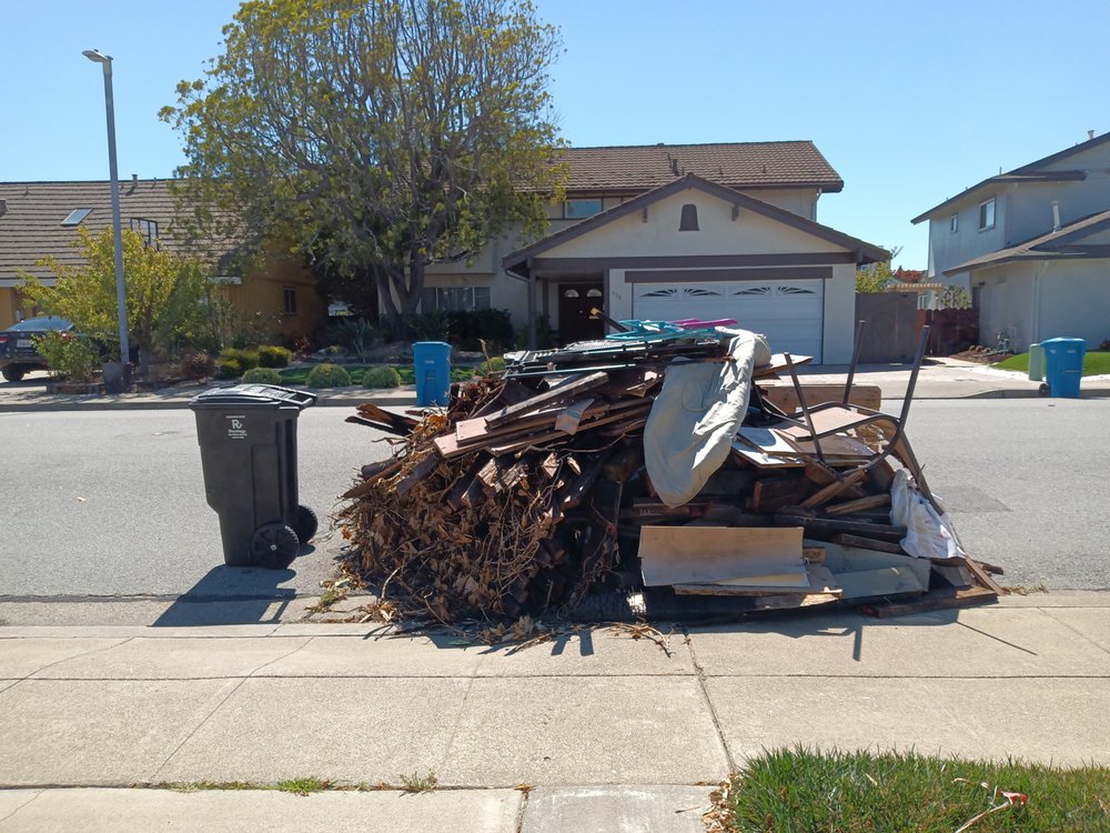Baysar Junk Removal