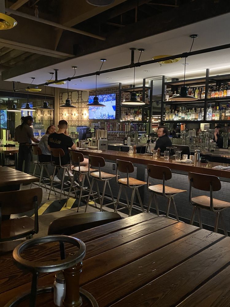 Pie Tap Pizza Workshop + Bar